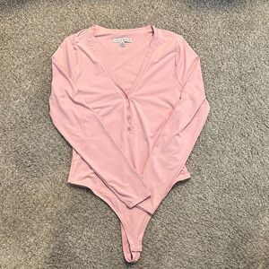 Fashion Nova Blush V-Neck Bodysuit